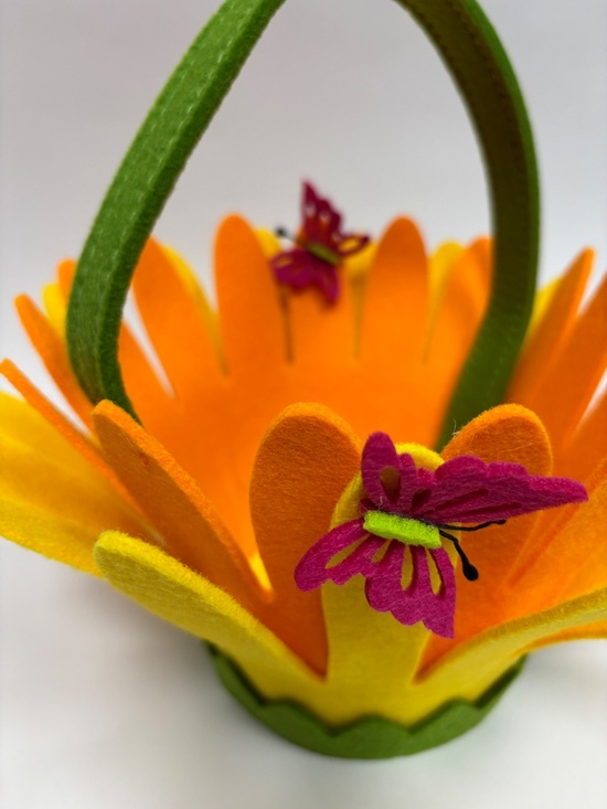 Fun Easter Decorations - Picture 12 of 16